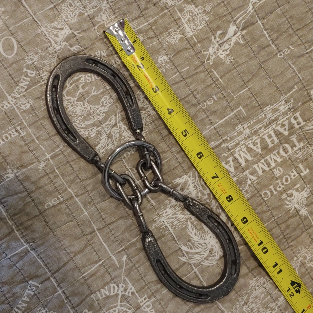 O Pony Diamond Hot Forged Horse Shoe Magic Trick - Picture 5 of 5